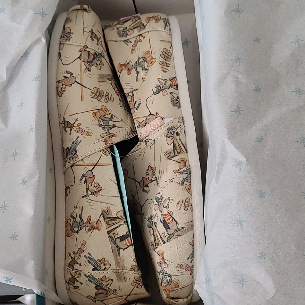 NIB Cinderella mouse Toms